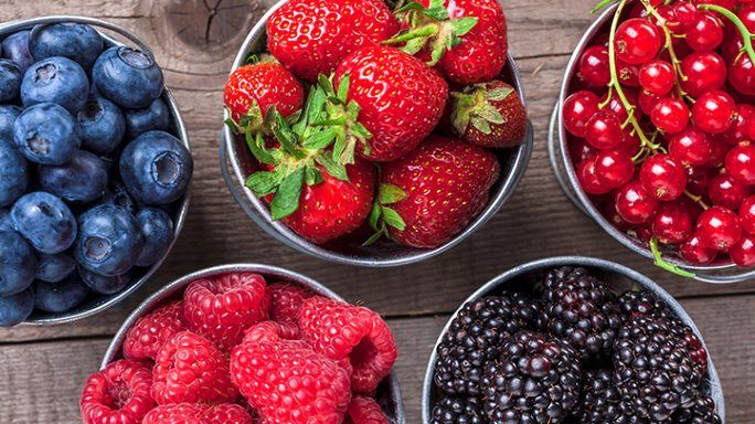 Amazing Health Benefits of Berries 01 722x406