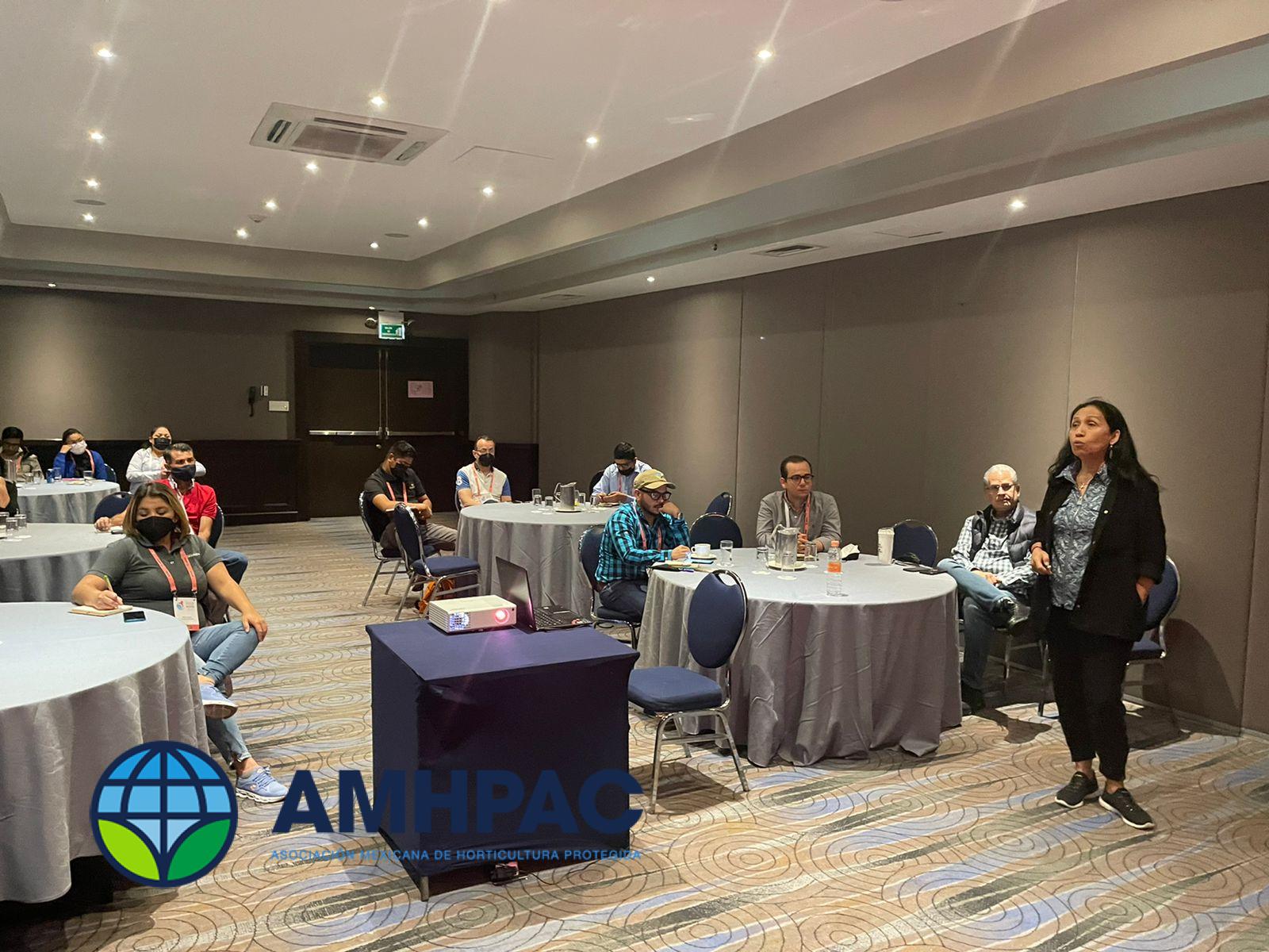 Simposio 18 de marzo (19)